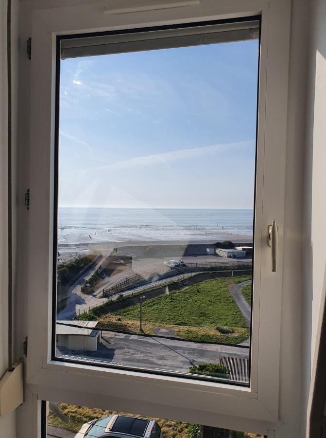 Appartement Face A La Mer Woignarue Luaran gambar